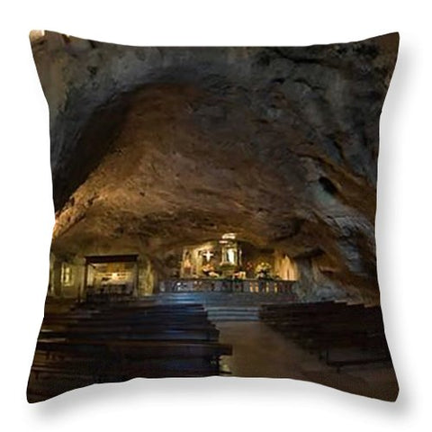 St. Michael Cathedral - Throw Pillow