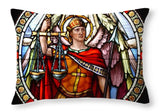 Tondo Michael - Throw Pillow